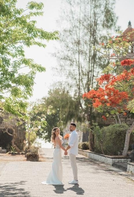 BLISSFUL_WEDDING_2024_-_2025_-_Bali_Beach_Elopement1_page1_image3