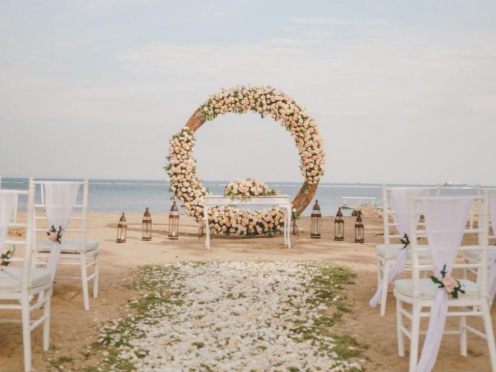 BLISSFUL_WEDDING_2024_-_2025_-_SOL_Melia_Benoa_Elopement1_page1_image1